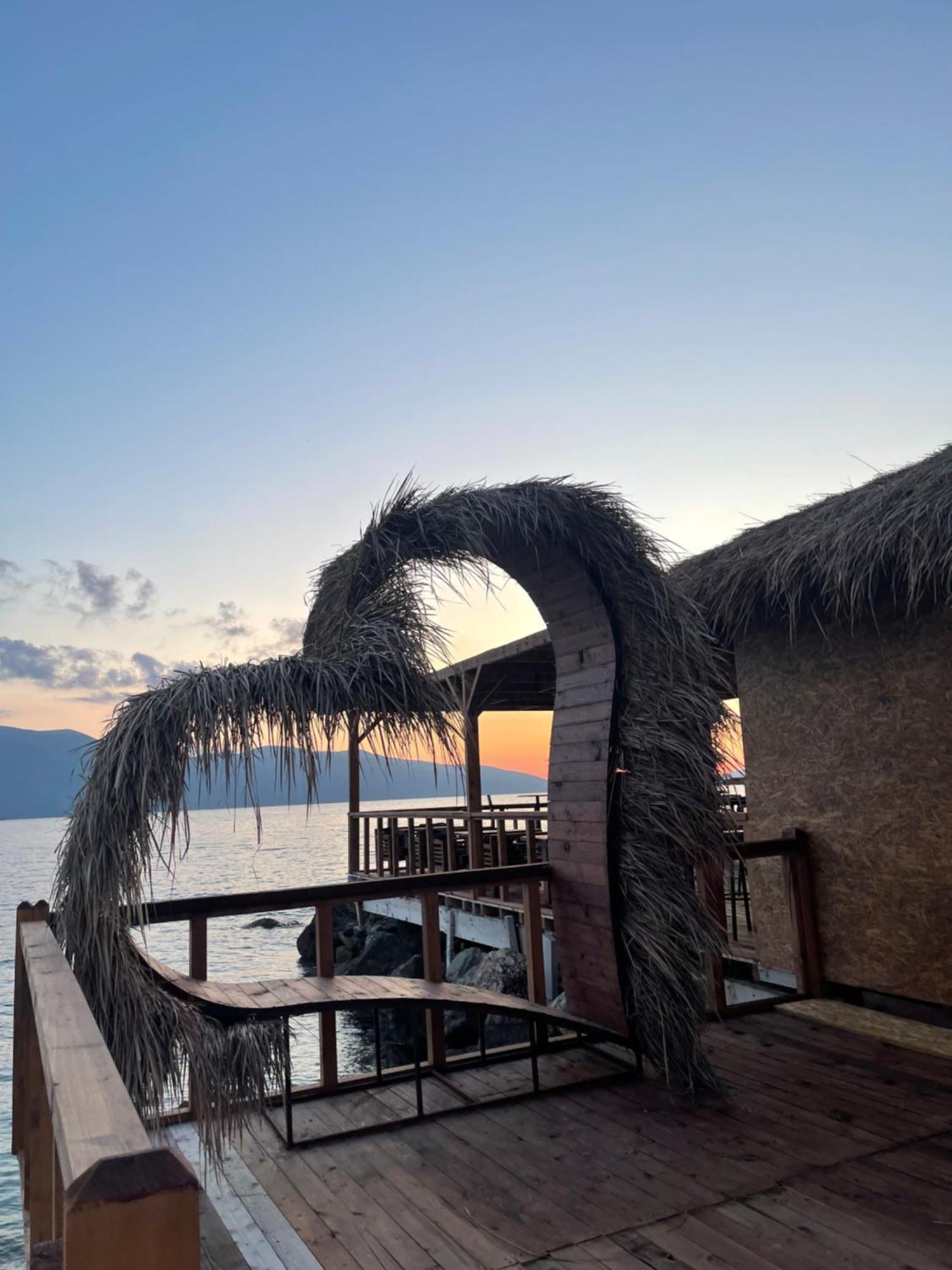 Envi Hotel Vlorë Εξωτερικό φωτογραφία