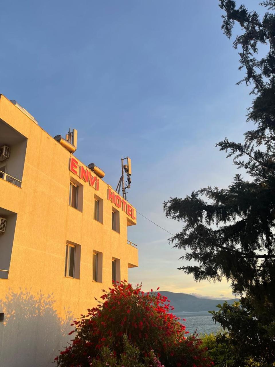 Envi Hotel Vlorë Εξωτερικό φωτογραφία