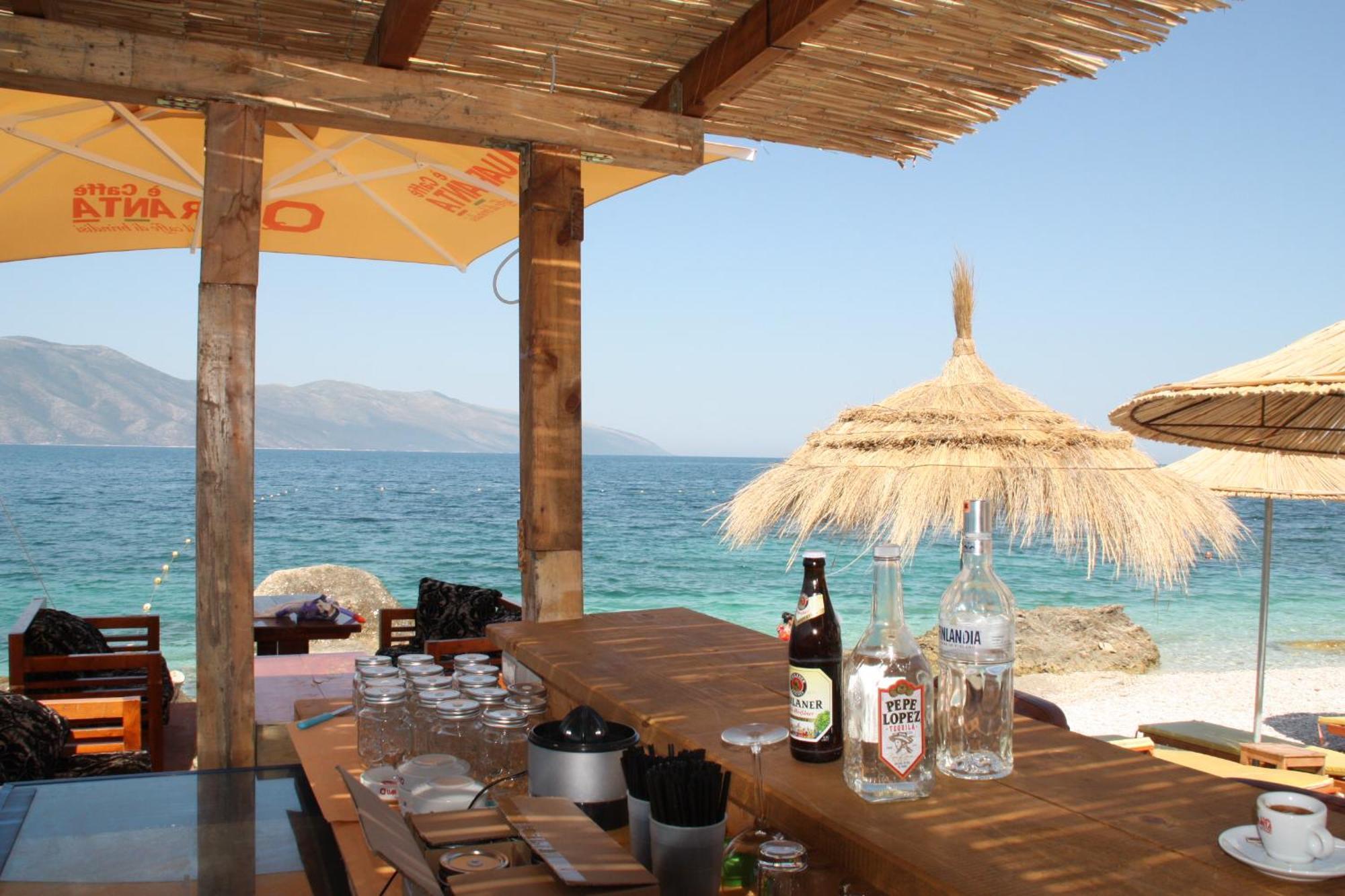 Envi Hotel Vlorë Εξωτερικό φωτογραφία
