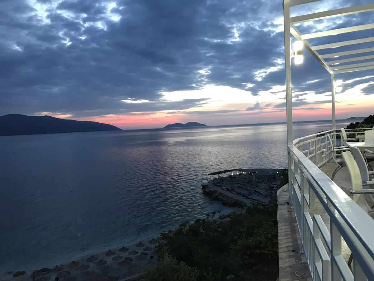 Envi Hotel Vlorë Εξωτερικό φωτογραφία