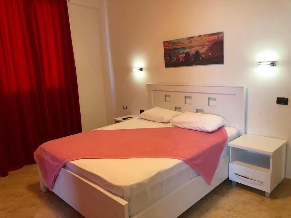 Envi Hotel Vlorë Εξωτερικό φωτογραφία